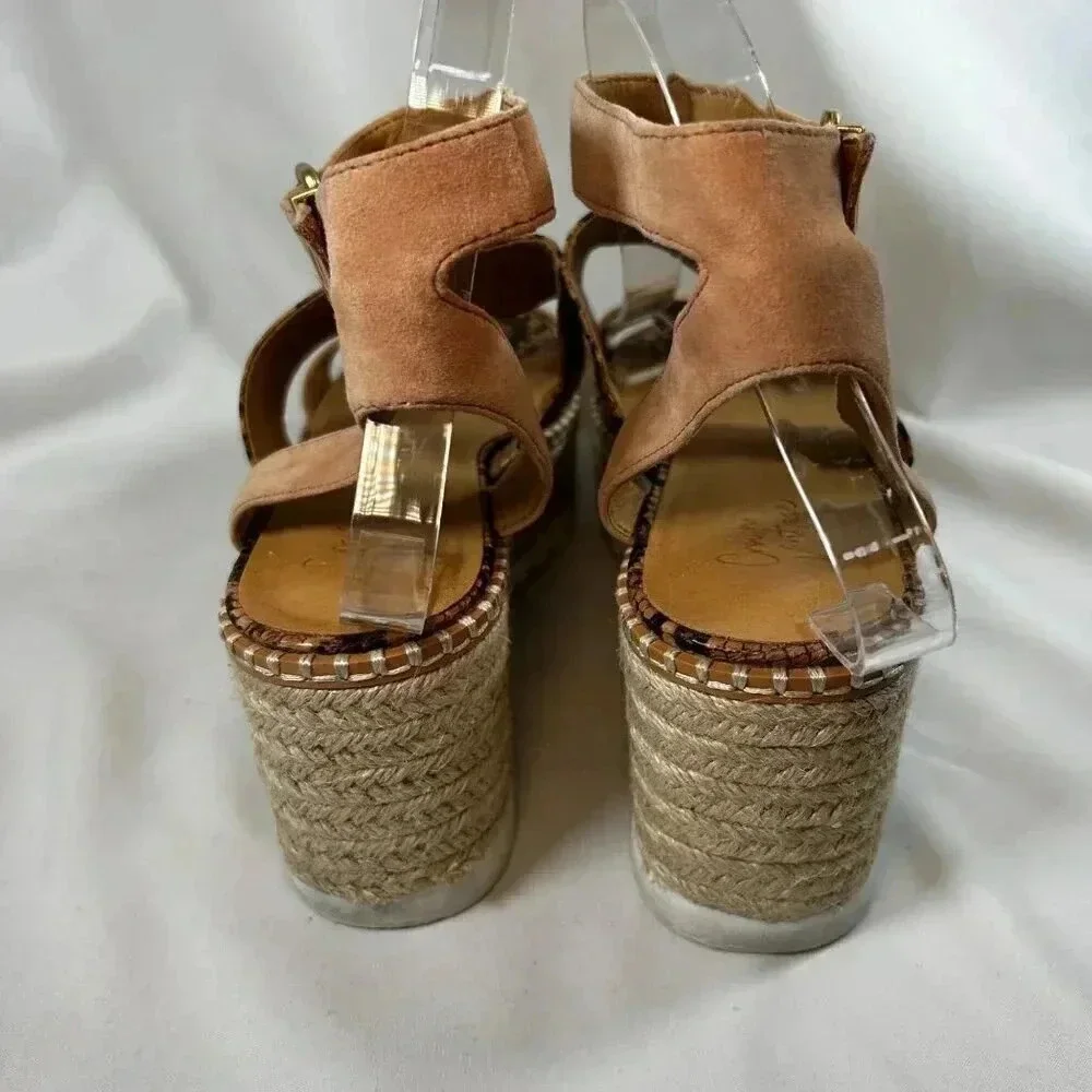 2/$30 Crown Vintage Daylen Size 9.5 Snake Print Sandal Platform Casual